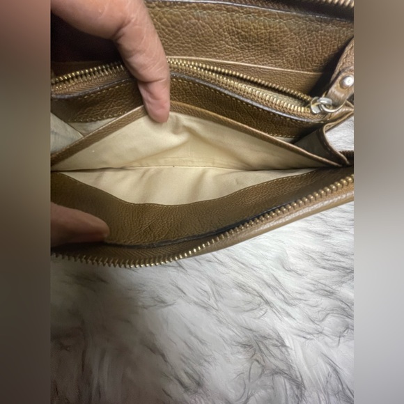 AUTHENTIC CHLOE ELSIE LONG ZIP TURN LOCK WALLET - Picture 7 of 16